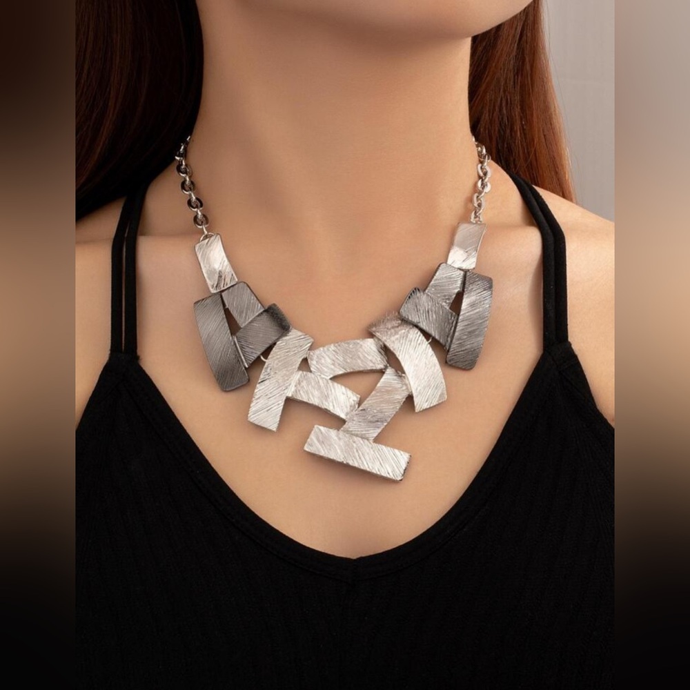 Silver‎ Tone Geometric Statement Necklace